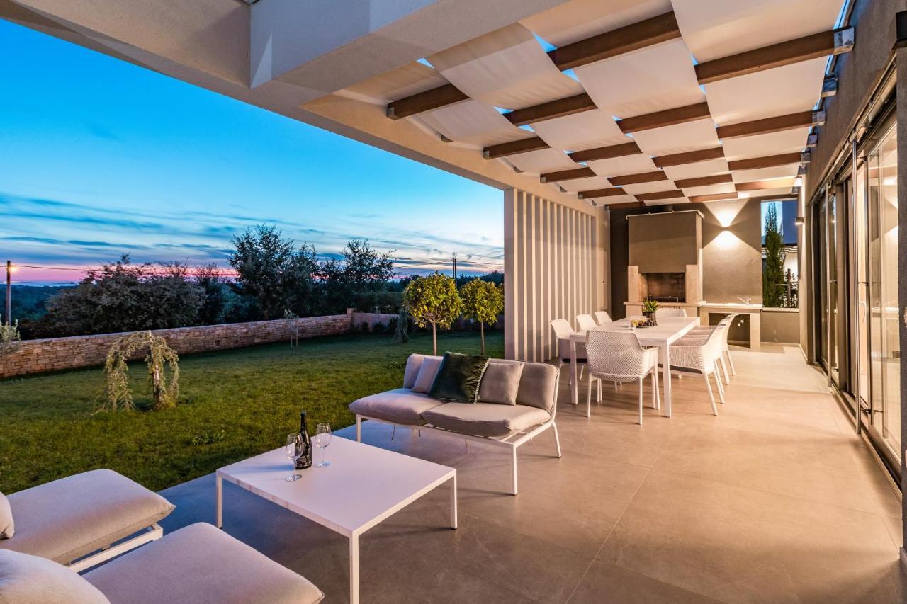 Villa Sabina Višnjan Exteriör bild