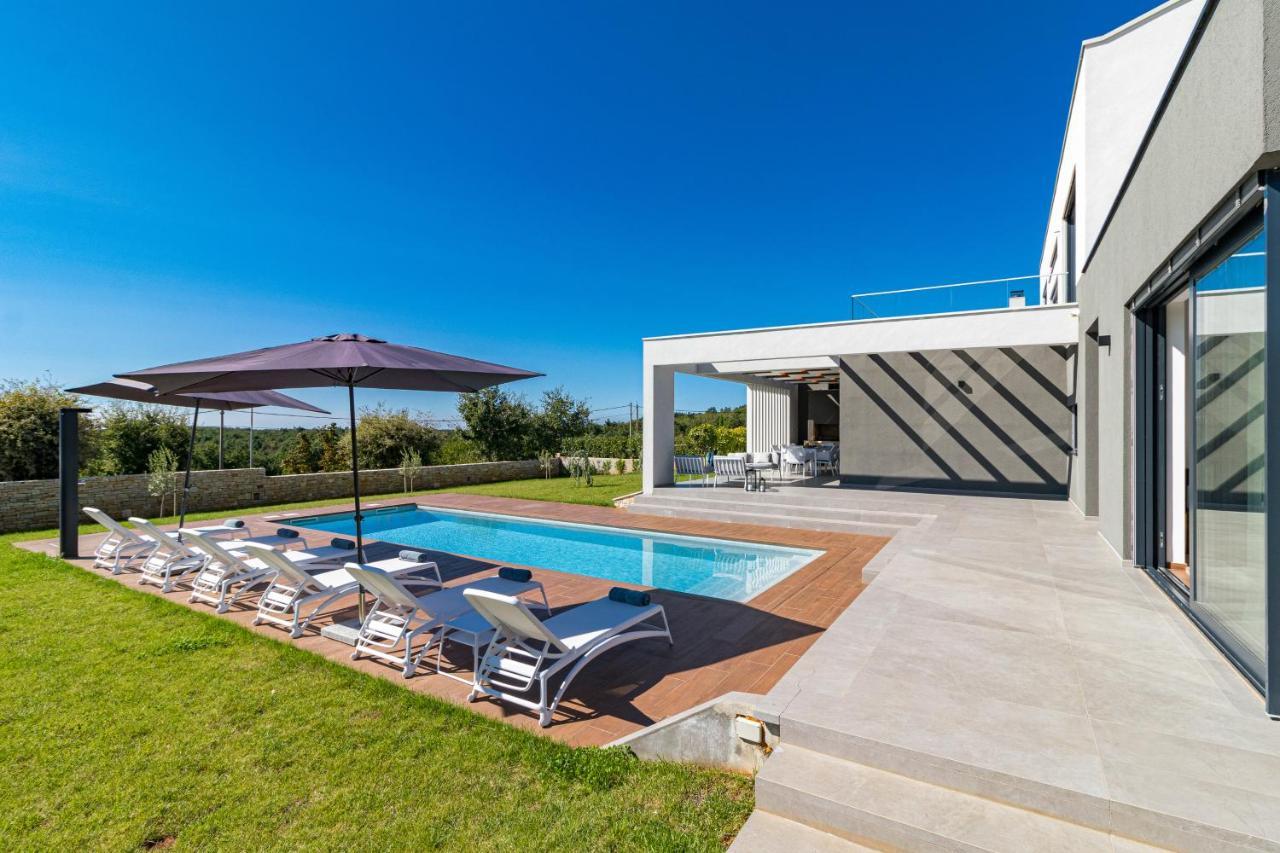 Villa Sabina Višnjan Exteriör bild