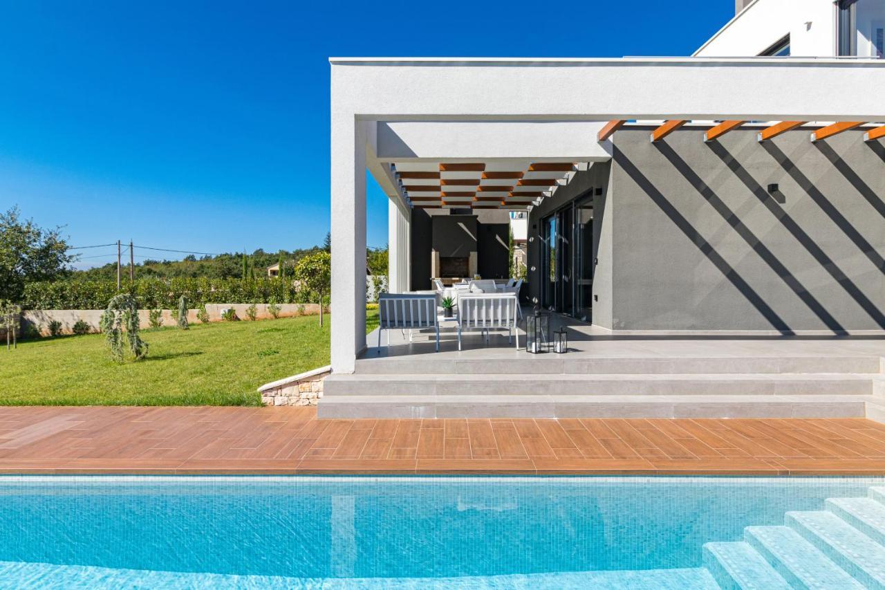 Villa Sabina Višnjan Exteriör bild