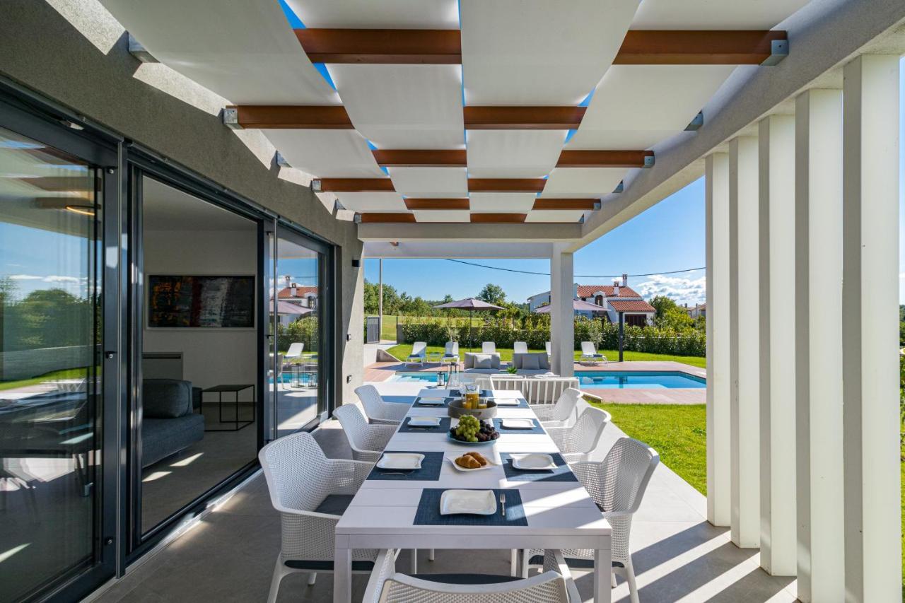 Villa Sabina Višnjan Exteriör bild
